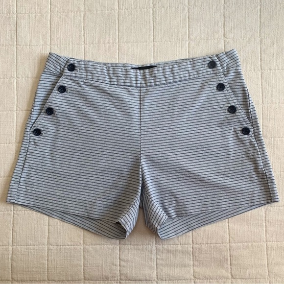 BANANA REPUBLIC GREY NAVY SAILOR MID-RISE CHINO SHORTS SIZE 4 - Picture 1 of 9